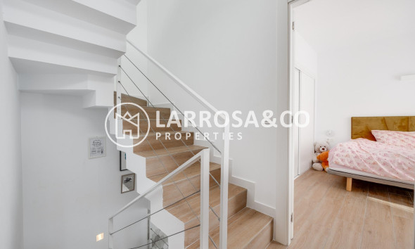 Herverkoop - Villa - Torrevieja - Los Frutales