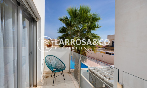 Herverkoop - Villa - Torrevieja - Los Frutales