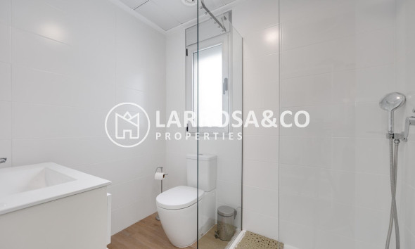 Herverkoop - Villa - Torrevieja - Los Frutales