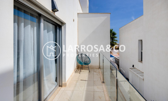 Herverkoop - Villa - Torrevieja - Los Frutales