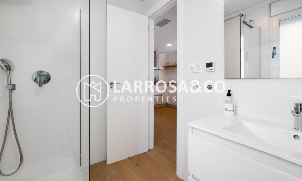 Herverkoop - Villa - Torrevieja - Los Frutales