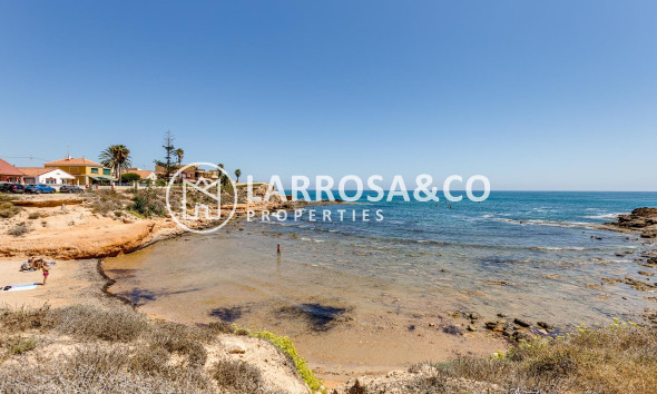 Herverkoop - Villa - Torrevieja - Los Frutales