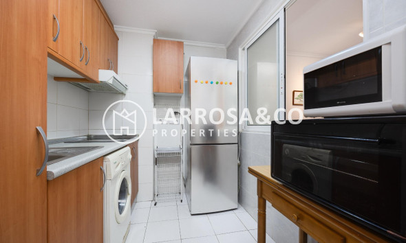 Resale - Apartment - Torrevieja - Los Locos Beach