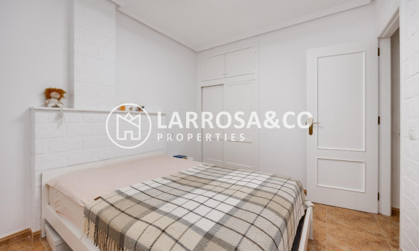 Herverkoop - Apartment - Torrevieja - Playa del cura