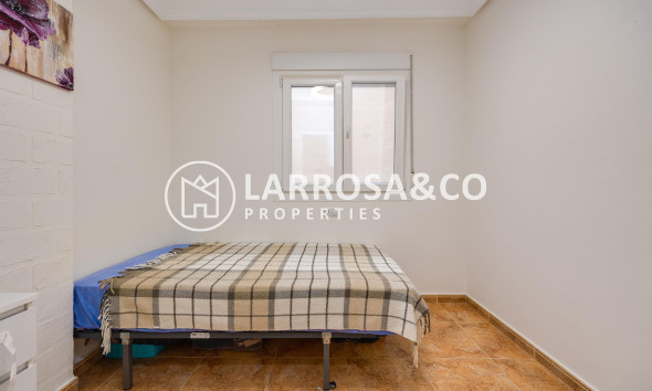 Herverkoop - Apartment - Torrevieja - Playa del cura