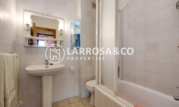 Resale - Apartment - Torrevieja - Torre la mata