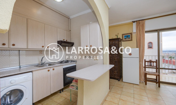 Resale - Apartment - Torrevieja - Torre la mata