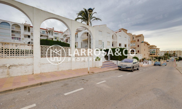 Resale - Apartment - Torrevieja - Torre la mata
