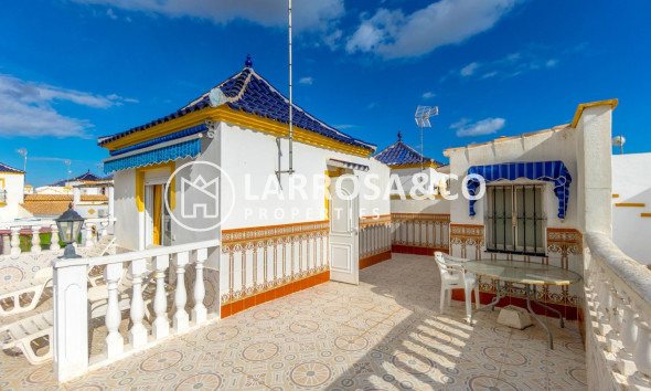 Resale - Semi-detached house - Torrevieja - Los Altos