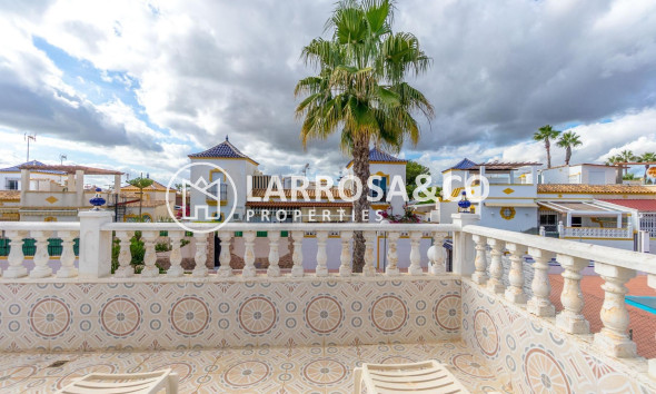 Resale - Semi-detached house - Torrevieja - Los Altos