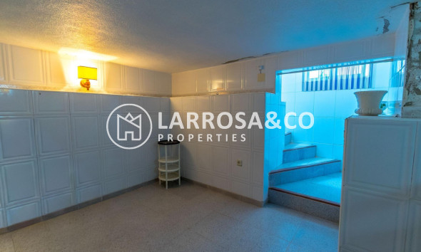 Resale - Semi-detached house - Torrevieja - Los Altos