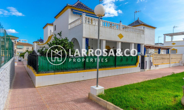 Resale - Semi-detached house - Torrevieja - Los Altos