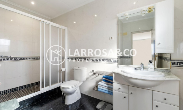 Resale - Detached House/Villa - Torrevieja - La Siesta - El Salado - Torreta