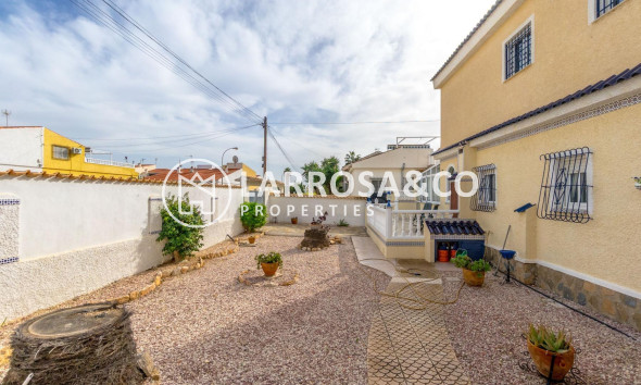 Resale - Detached House/Villa - Torrevieja - La Siesta - El Salado - Torreta