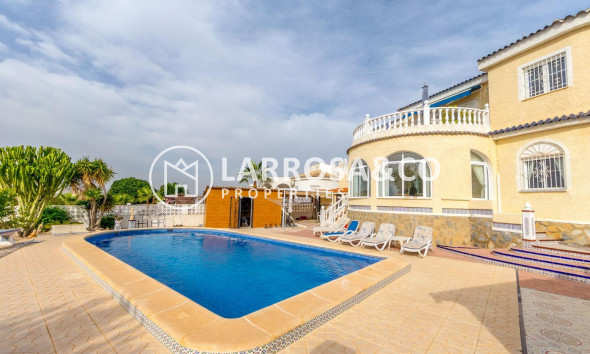 Resale - Detached House/Villa - Torrevieja - La Siesta - El Salado - Torreta
