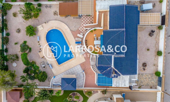 Resale - Detached House/Villa - Torrevieja - La Siesta - El Salado - Torreta