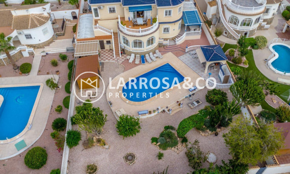 Resale - Detached House/Villa - Torrevieja - La Siesta - El Salado - Torreta