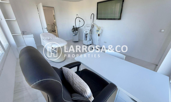 Long Term Rentals - Business - Ciudad Quesada - Lo pepin