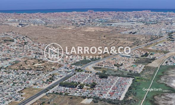 Reventa - Adosado - Torrevieja - El limonar