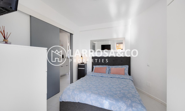 Herverkoop - Apartment - Torrevieja - La Mata