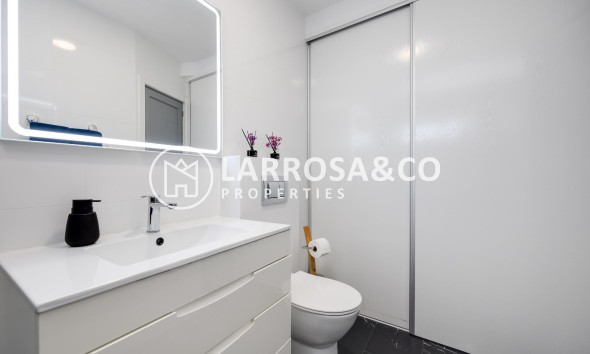 Herverkoop - Apartment - Torrevieja - La Mata