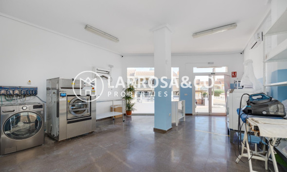 A Vendre - Commercial space - Ciudad Quesada - DOÑA PEPA