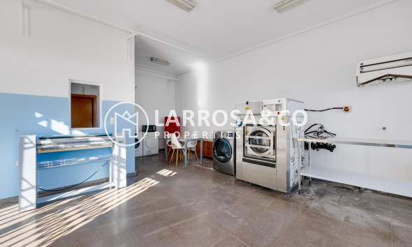 A Vendre - Commercial space - Ciudad Quesada - DOÑA PEPA