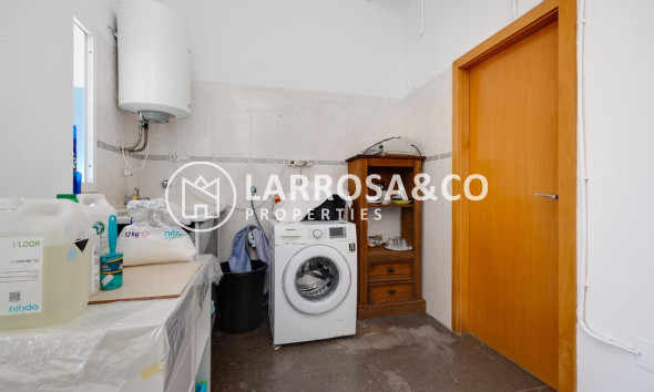 A Vendre - Commercial space - Ciudad Quesada - DOÑA PEPA