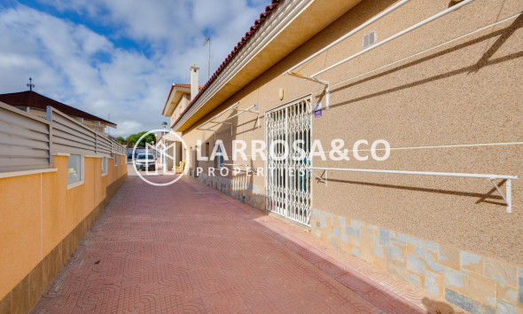 A Vendre - Commercial space - Ciudad Quesada - DOÑA PEPA