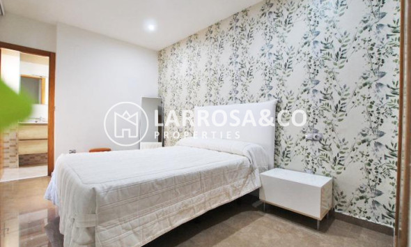 Long Term Rentals - Apartment - Guardamar del Segura - Pueblo