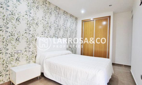 Long Term Rentals - Apartment - Guardamar del Segura - Pueblo