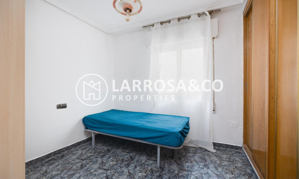 Resale - Apartment - Torrevieja - Centro