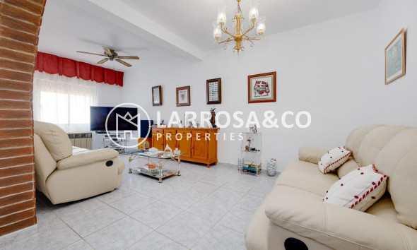 Resale - Semi-detached house - Pilar de la Horadada - Pinar de Campoverde
