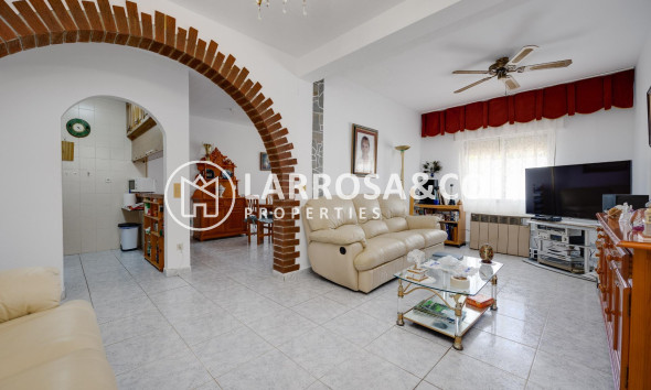 Resale - Semi-detached house - Pilar de la Horadada - Pinar de Campoverde