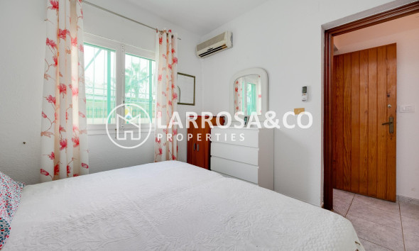 Resale - Semi-detached house - Pilar de la Horadada - Pinar de Campoverde