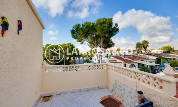 Resale - Semi-detached house - Pilar de la Horadada - Pinar de Campoverde