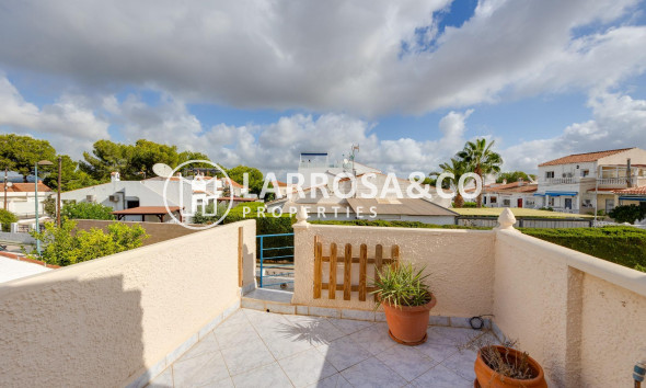 Resale - Semi-detached house - Pilar de la Horadada - Pinar de Campoverde