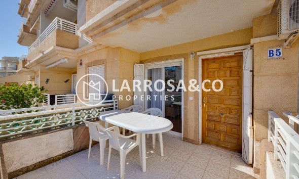 Resale - Ground floor apartment - Torrevieja - Los Locos Beach