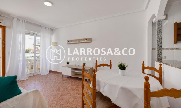 Resale - Ground floor apartment - Torrevieja - Los Locos Beach