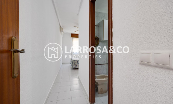 Вторичный рынок - Квартира - Торревьеха - Las Piscinas Naturales