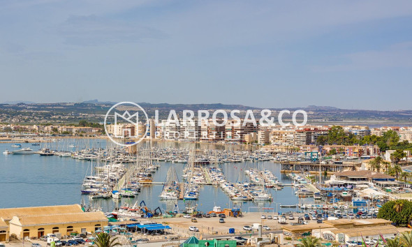 Вторичный рынок - Квартира - Торревьеха - Las Piscinas Naturales