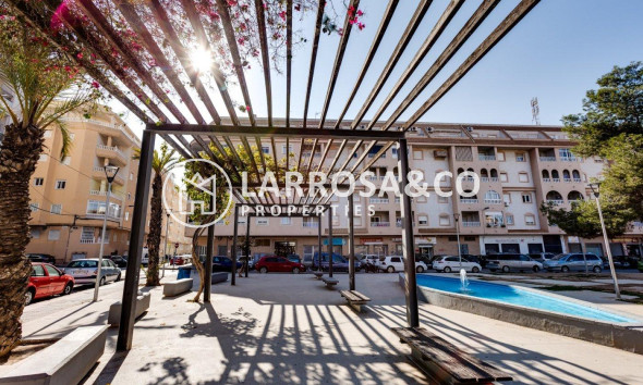 A Vendre - Apartment - Torrevieja - Centro