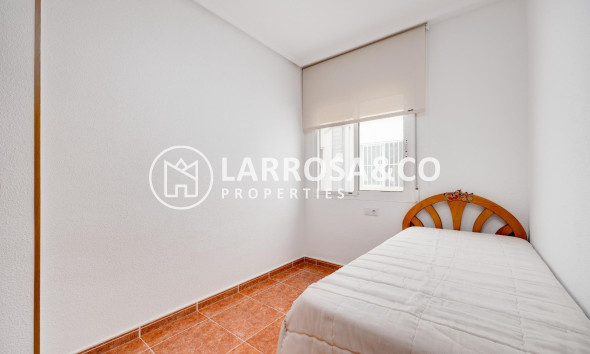 Resale - Apartment - Guardamar del Segura - Pueblo