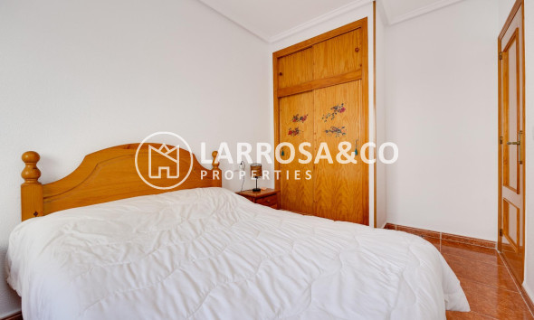 Resale - Apartment - Guardamar del Segura - Pueblo