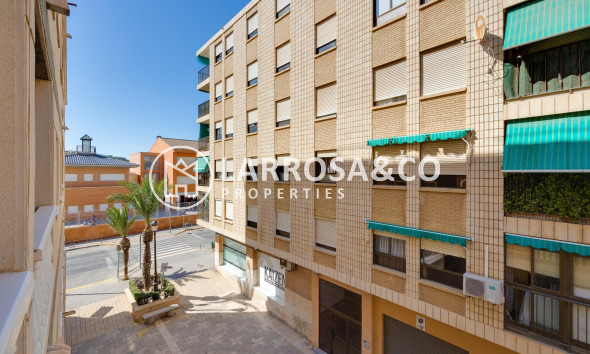 Resale - Apartment - Guardamar del Segura - Pueblo