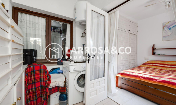 A Vendre - Villa - Torrevieja - Calas blanca