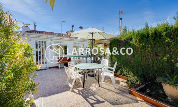A Vendre - Villa - Torrevieja - Calas blanca