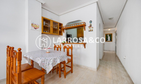 Resale - Apartment - Torrevieja - Playa del cura