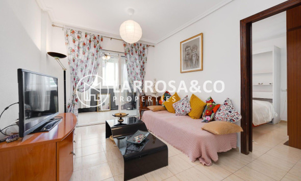 Resale - Apartment - Torrevieja - La Siesta - El Salado - Torreta