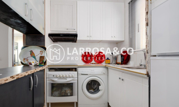 Resale - Apartment - Torrevieja - La Siesta - El Salado - Torreta